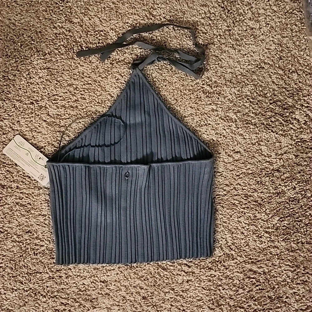 Guess Ribber Halter Top - Picture 2 of 3